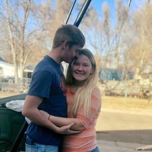 Meet your Posher, Whitney